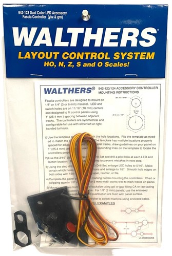 Walthers Layout Control System 942-123 Yellow/Green Duel LED Fascia Controller - Picture 1 of 3
