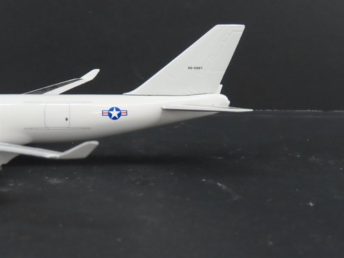 Dragon Wings 1:400 USAF Boeing 747 00-0001 AL-1 Airborne Laser 55476 - Picture 3 of 5
