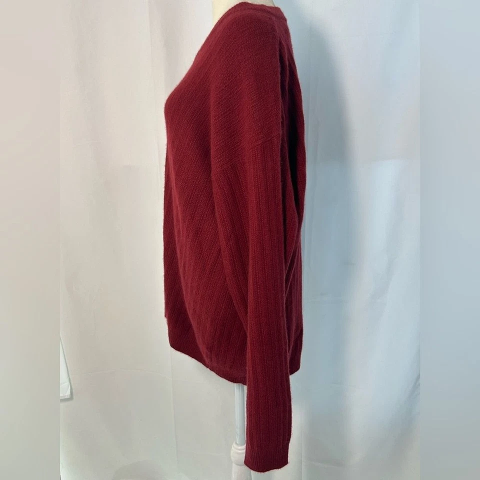 CONSENSUS MEN’S Cashmere V-Neck Sweater SIZE L - Image 2 of 4