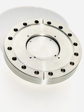 ULTRA HIGH VACUUM CONFLAT UHV CHAMBER FLANGE MDC CHUCK COOLING FEEDTHROUGH 6” CF