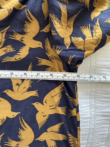 Boden dunkelblau hellbraun Vogelmuster Seidenmischung Bluse Top Gr. 12 - Bild 9 von 13