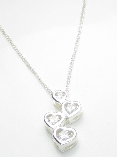 Ciondolo cuore CZ su catena in argento sterling da 16 pollici .925 Hearts Love! - Foto 5 di 5