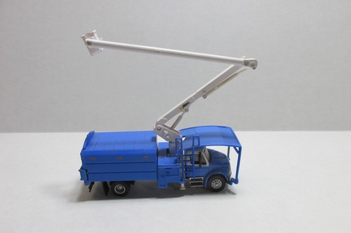 O SCALE ALTEX ADJUSTABLE BUCKET TRUCK by BOLEY