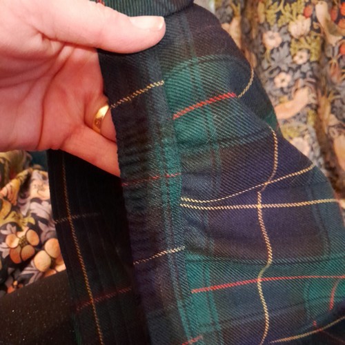 AVOCA 100% Wool Tartan Skirt and jacket Size L County Wicklow Ireland classic - Picture 17 of 17