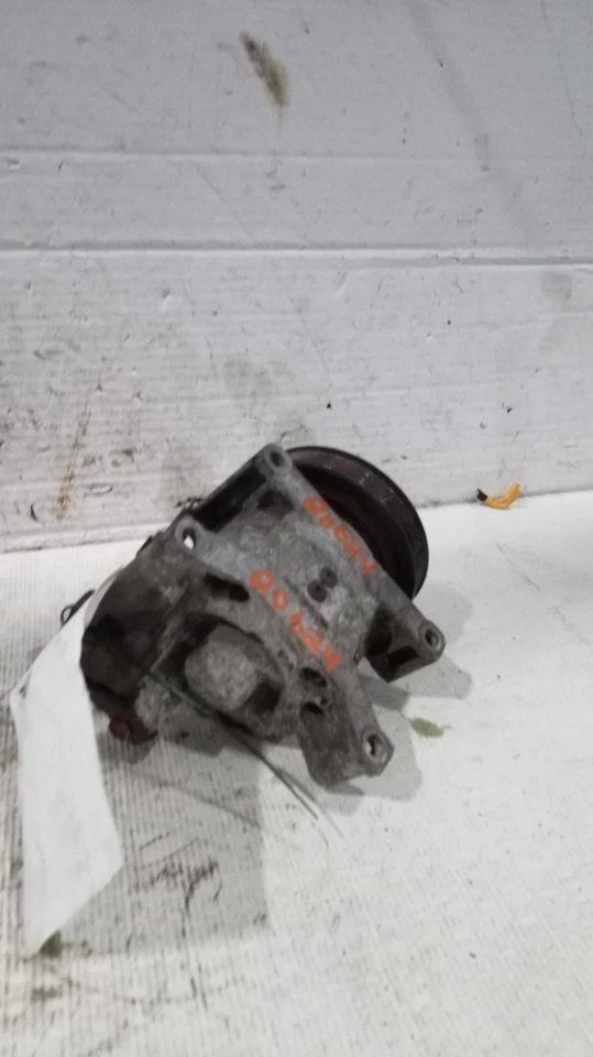 Nissan Sentra 2004 compresor de aire acondicionado fabricante de equipos originales 1,8 L plateado 206 k millas NJ25-20624-504362 Foto 2 de 4