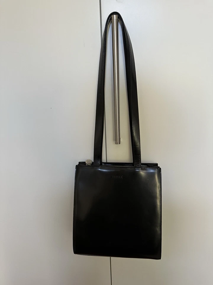 CLOSED Tasche Schultertasche Glanz Leder  Schwarz Bowling Bag Lackleder - Bild 1 von 4