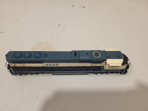 Ho Scale Athearn Genesis PRLX SD70MAC With DCC/Sound - Picture 7 of 16