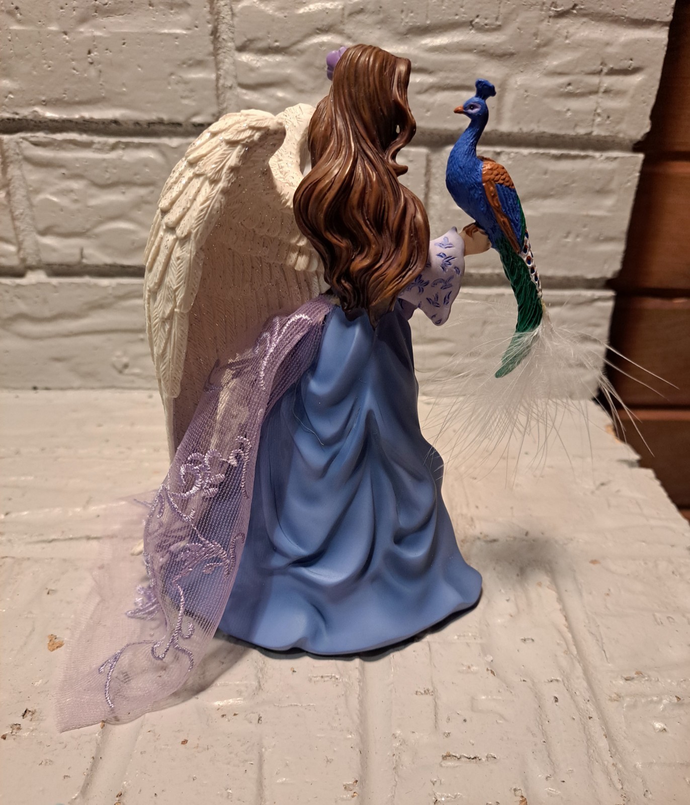 Picture 4 of 12