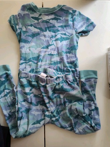 14 Piece Boys 5/6 Lot Long Pants, Tshirts, Long Shirt, PJ Set - Picture 12 of 12