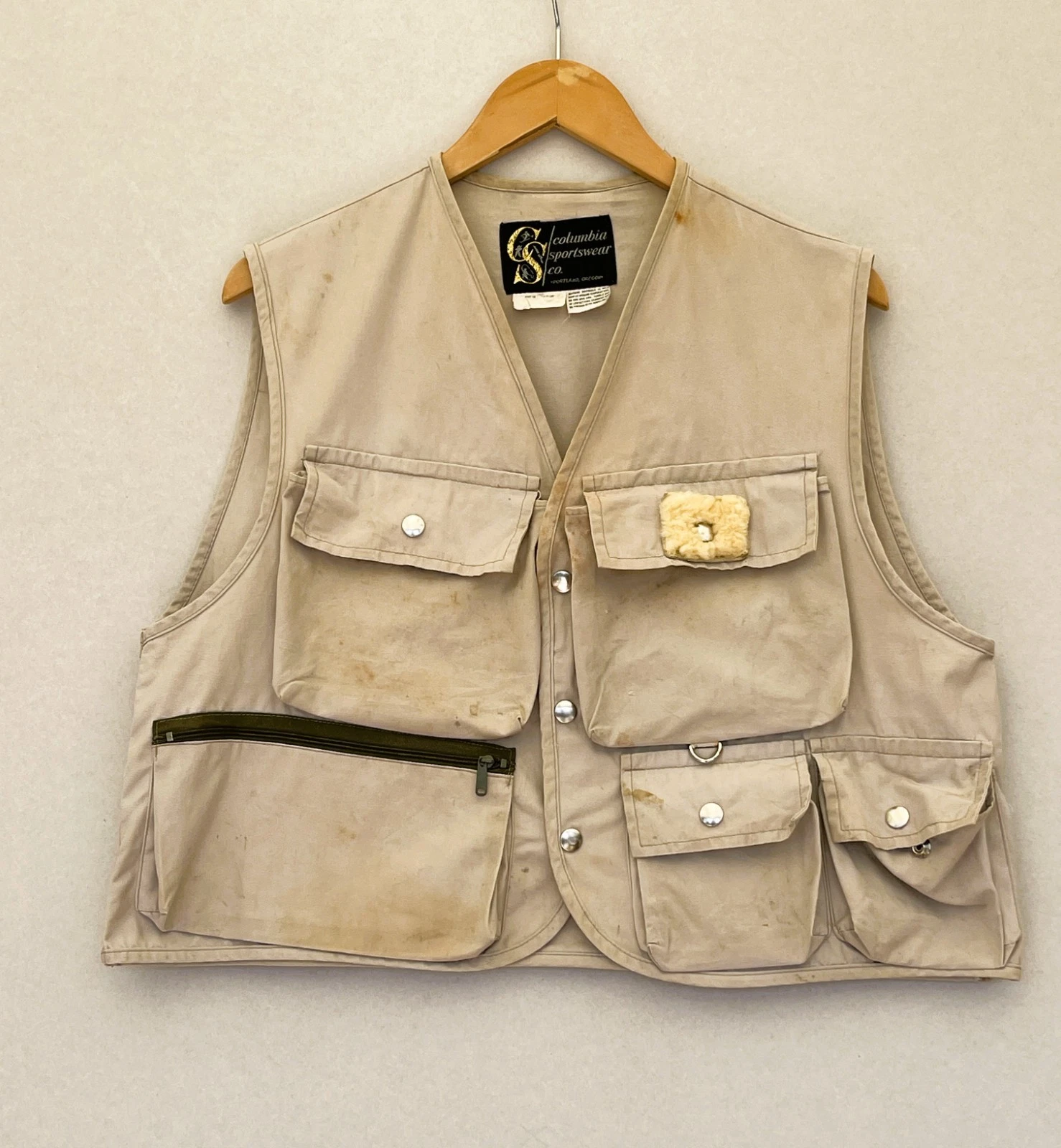 RARE Vintage 60S Columbia Fly Fishing Vest Mens Beige Utility Pockets Gold Label
Opens in a new wind