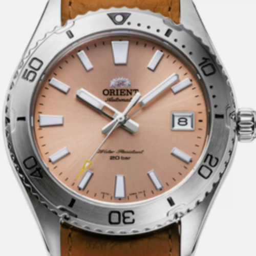 Reloj para hombre Orient Mako automático esfera albaricoque correa de cuero RA-AC0Q05P30B - Imagen 5 de 7