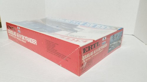 1:48 Ertl ESCI Douglas A-1 H Skyraider Navy Fighter Plane Sealed Model Kit Up2 - Picture 4 of 5