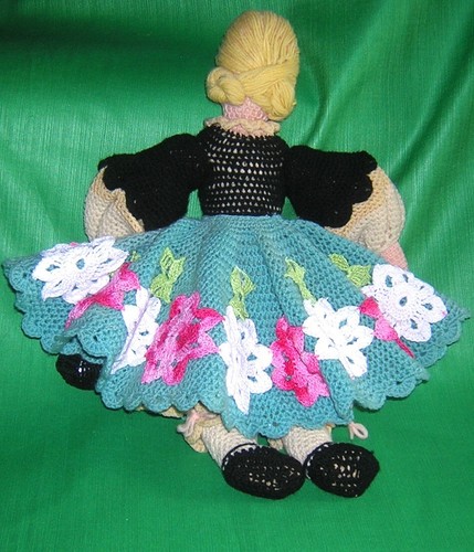 Vintage Handmade CROCHETED 50's SOCK HOP Retro Styled GIRL DOLL Flowered SKIRT - Picture 5 of 5
