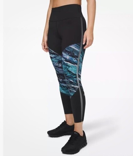 Lululemon Run to Reset Tight 25" Leggings Black Frozen Island Gym Workout Size 6 - Picture 1 of 5