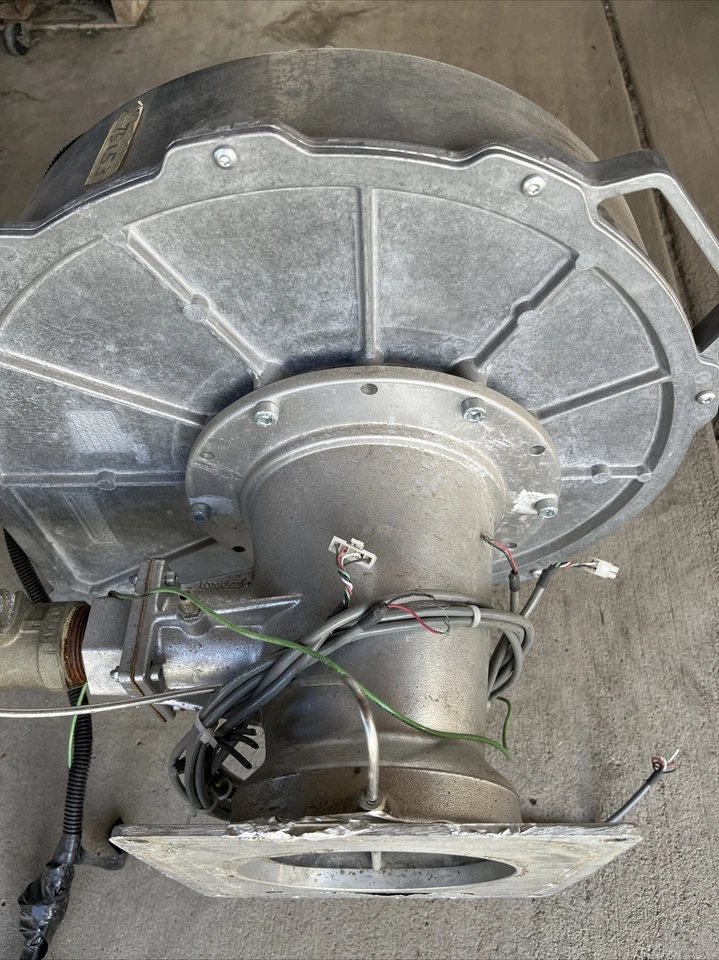 PAPST GNG250-GN39-01 变速燃烧鼓风机。 Atlas A300 阿贾克斯锅炉 — 第 2/4 张图片