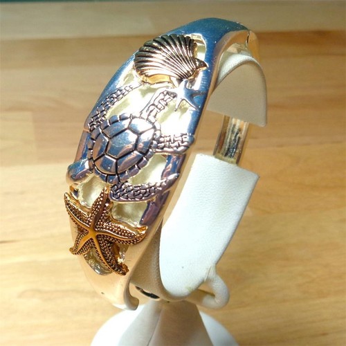 BEACH FASHION NAUTICAL SILVER TURTLE AND GOLD STARFISH AND SEASHELL BRACELET - Picture 4 of 9