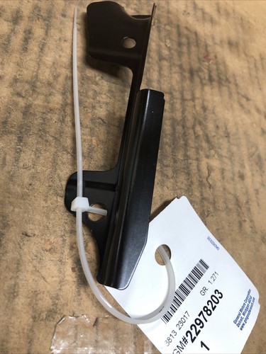 New Old Stock Genuine GM Tie Bar Bracket Part #22978203. - Picture 3 of 8
