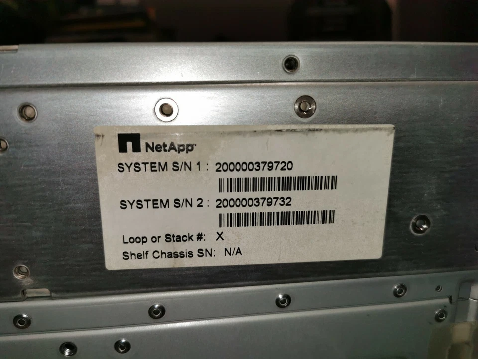 Netapp FAS2040 (NAF-0602) inkl. Kabel, LWL, Festplatten und Rackmount [12x1TB] - Bild 3 von 4