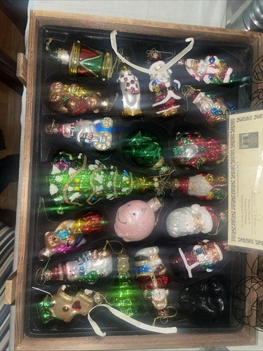 Thomas Pacconi Classics 36 Pc. Set 2003, Blown Glass in Original Wood Crate - Picture 2 of 21