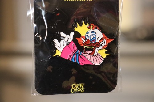 Killer Klowns from Outer Space - Enamel Pin Cavity Colors Collectible NEW Clown - Picture 4 of 6