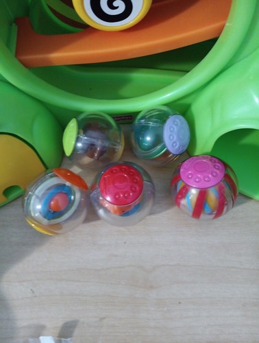 Fisher Price Roll-A-Rounds Drop N Roar Dinosaurier & Mohn Pop Musical Dino Set - Bild 7 von 12