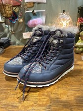 Muk Luks Sigrid Water Resistant Fur Boots Size 8 New