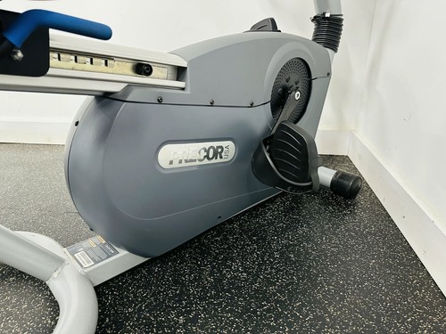 Precor Recumbent Bike - Precor C842i - Workout - Gym Equipment - Exercise - Picture 10 of 10