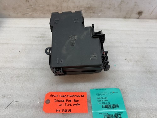 24 25 FORD MUSTANG GT S650 ENGINE FUSE RELAY BOX - Picture 3 of 9