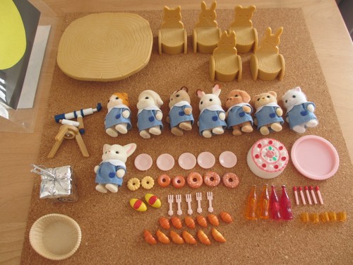 Sylvanian Families Fennec &7 Knights Sep Moon View Party KO-29 VINTAGE RARO - Foto 19 di 20
