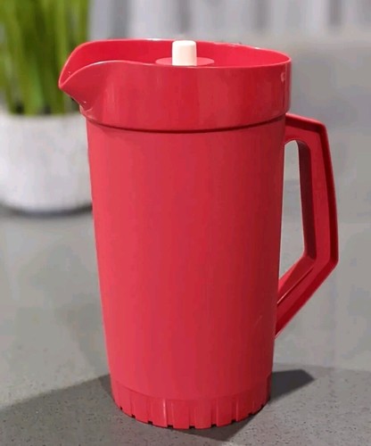 Tupperware Classic Druckknopf Krug 2 Liter rot - Bild 1 von 5