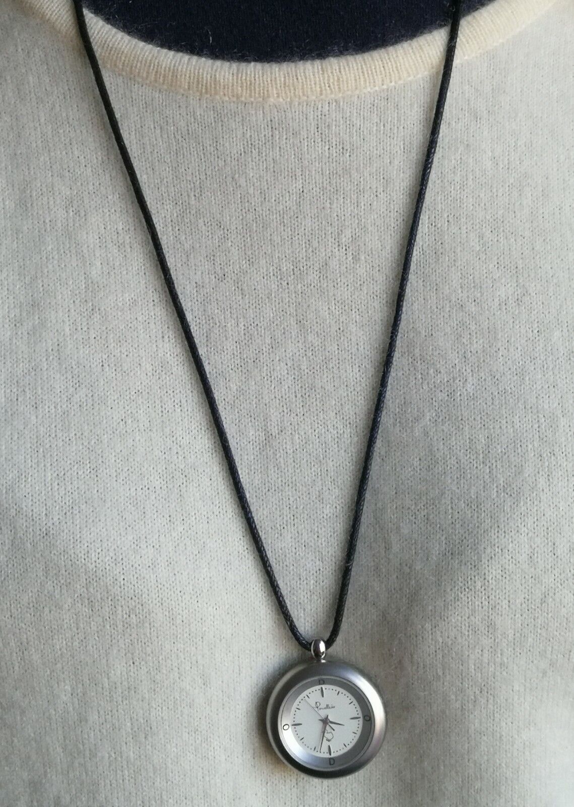 Foto 2 di 8