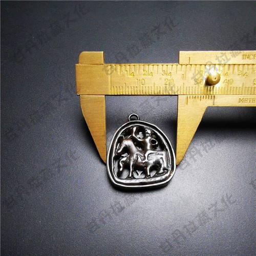 Gandhanra Antique Tibetan Buddhist Amulet,King Gesar,The Hero-Child of Tibet - Foto 7 di 11
