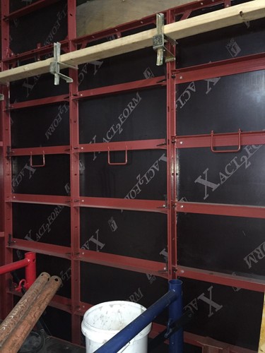 Waler Clamp for Symon's Style Steel-Ply Concrete Forming System  - Picture 2 of 3