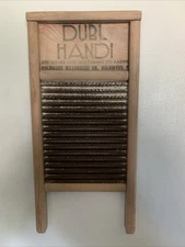 Vintage Dubl Handi Columbus Washboard Co Genuine Washboard 18” x 8.5”