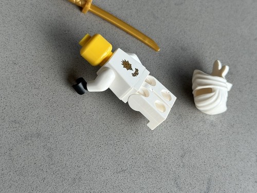 Lego Ninjago Minifigure Zane DX Lightning Dragon H1 27 w/ Golden Weapon Minifig - Picture 6 of 15