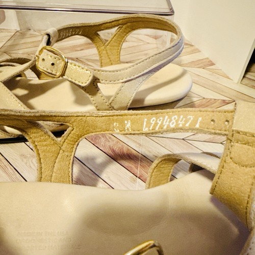 SAS Aurora T-Strap Sandal Women's 8M Soft Gold Glitter Wedge Leather USA Made - Picture 7 of 9