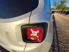 Passenger Tail Light Incandescent Inner Silver Bezel Fits 15-20 RENEGADE 2629732
