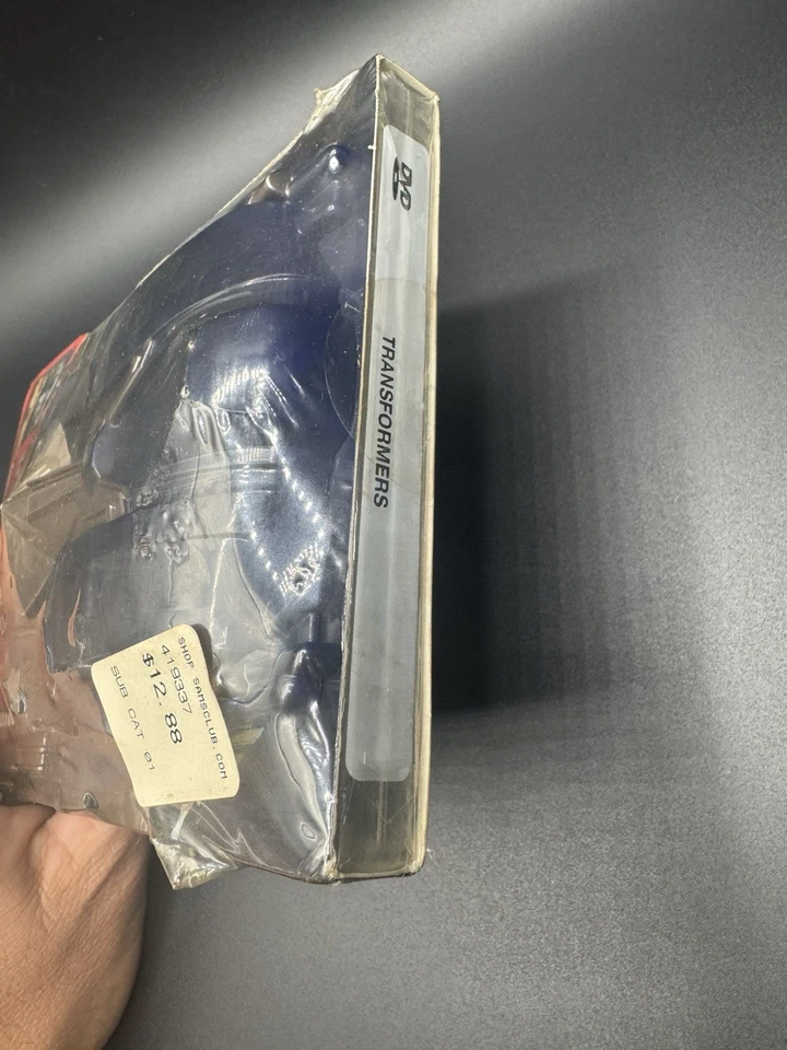 Transformers (2007) DVD Widescreen + Optimus Prime Mask Limited Edition New - Image 3 of 4