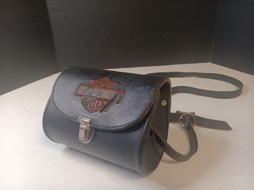 Harley Davidson Mini Cartera Barril Cuero Negro Insignia Logo Correa para el Hombro - Imagen 1 de 9