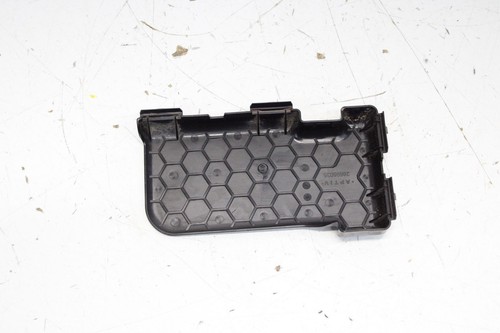2022-2024 MITSUBISHI OUTLANDER REAR RIGHT BUMPER BLIND SPOT RADAR COVER CAP OEM - Picture 4 of 6