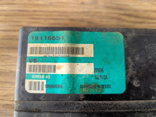 Saturn L Series BCM Body Control Module Part# 19116651 - Picture 2 of 4