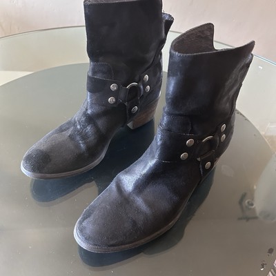 Donald J Pliner Western Couture  Dasha Boots 7.5 Black Leather Harness Distress