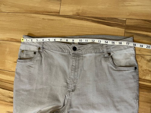Pantalones de mezclilla Woman Within talla 16W gris desteñido ajustados tiro alto elásticos - Imagen 5 de 9