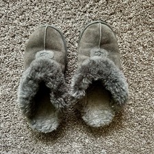 UGG Coquette Grey Fuzzy Women  s Slippers Size 8 Indoor Suede