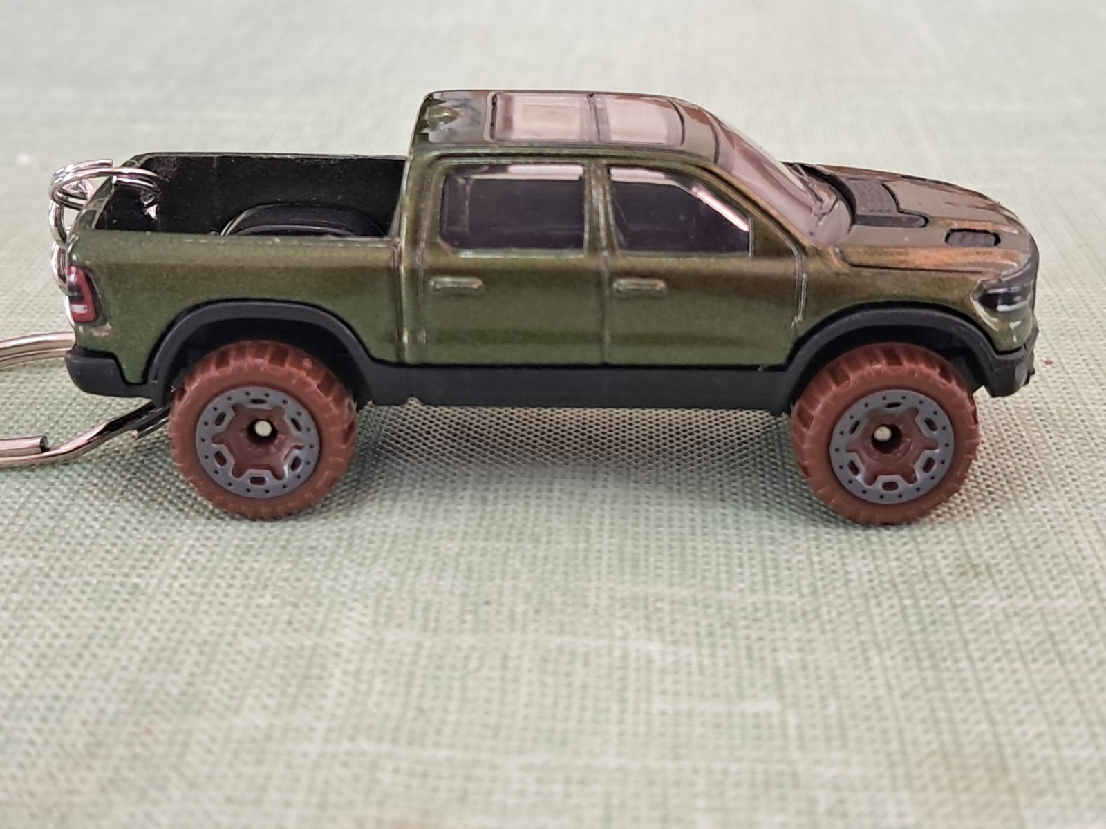 Picture 4 of 4