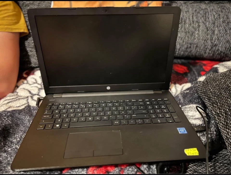 HP Laptop - Image 2 of 3