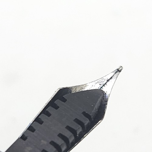 Wellsharp penna stilografica vintage riempimento leva rosa e celluloide nera con pennino S.S. - Foto 9 di 10