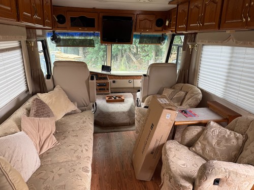 1998 AMERICAN CRUISE AIR MOTORHOME - Picture 6 of 12