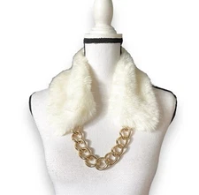 Charming Charlie's Faux Fur Collar Creamy White Chunky Gold Chain Detachable 