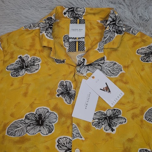Cactus Man Shirt S Yellow Button Up Tropical Floral Vacay Casual Soft Comfy New - Picture 8 of 10